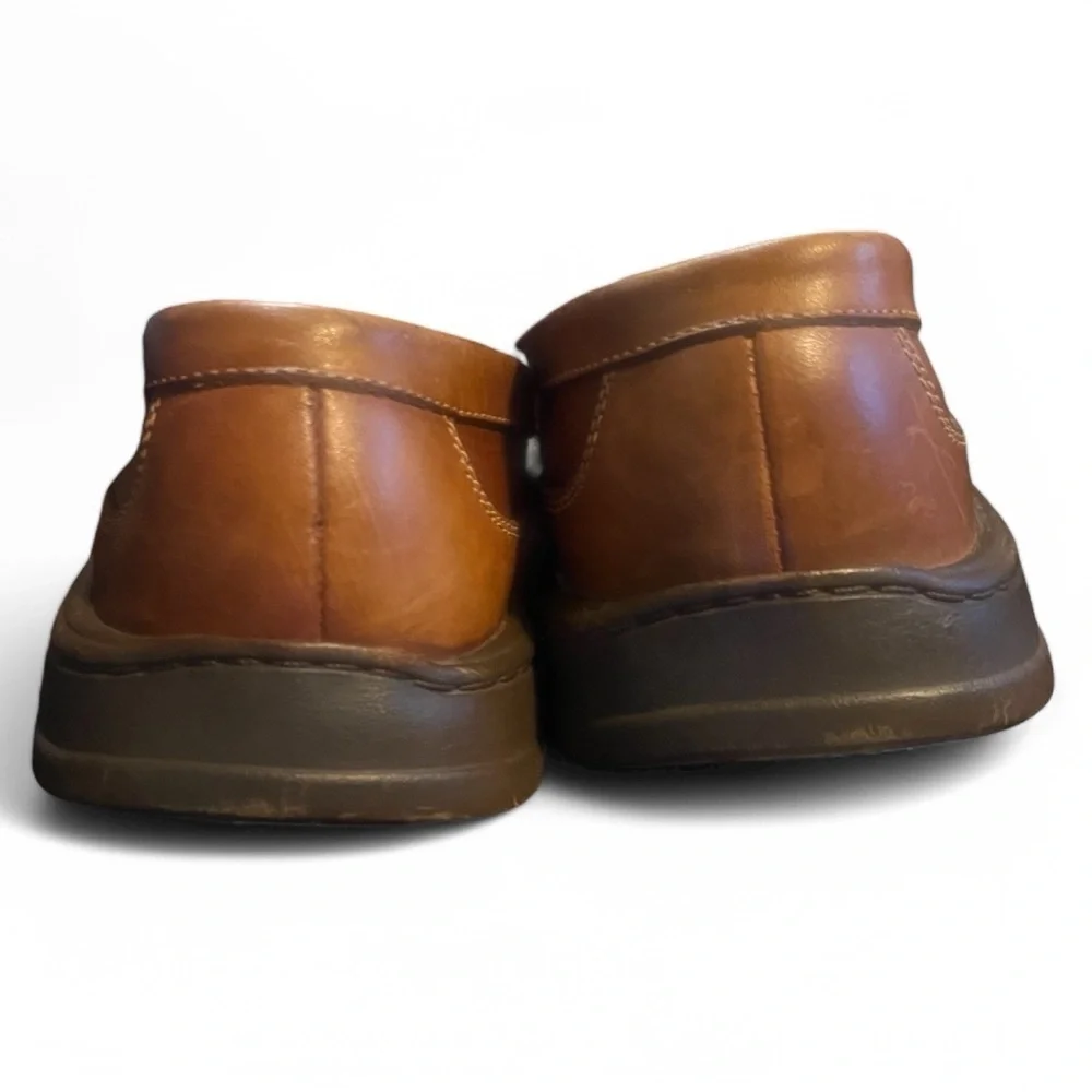 HS Trask Rover Hand-sewn Loafer in two tone brown leather size 9.5 men’s
